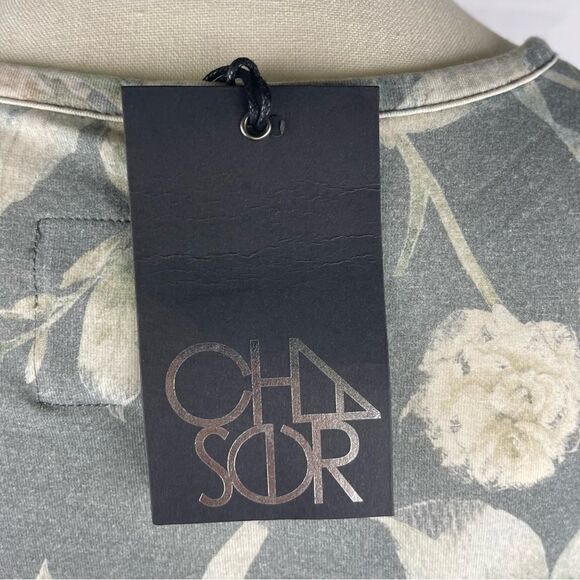 Chaser Women’s floral bodysuit top with slits on sleeves size medium - Picture 4 of 5